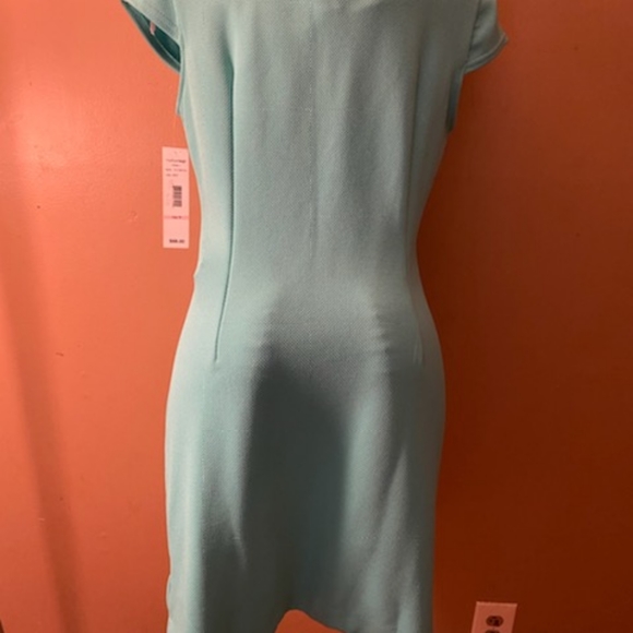 A beautiful casual turquoise dress - Picture 7 of 7